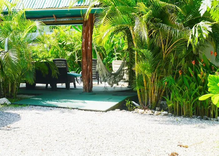 Casa Mango- Family Friendly 2 Bedroom, 2 Bath