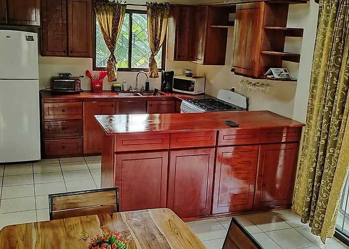 Сasa de vacaciones Casa Mango- Family Friendly 2 Bedroom, 2 Bath Nosara