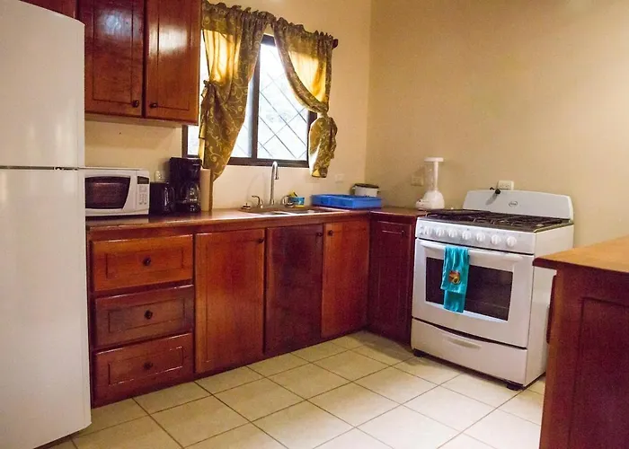 Casa Mango- Family Friendly 2 Bedroom, 2 Bath Nosara